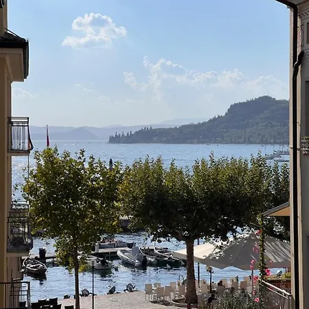 Welcome Traveller Charming Eva Apartment Garda  Exterior photo