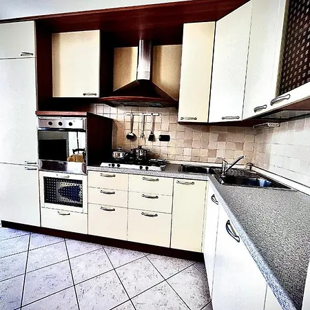 Welcome Traveller Charming Eva Apartment Garda  Exterior photo
