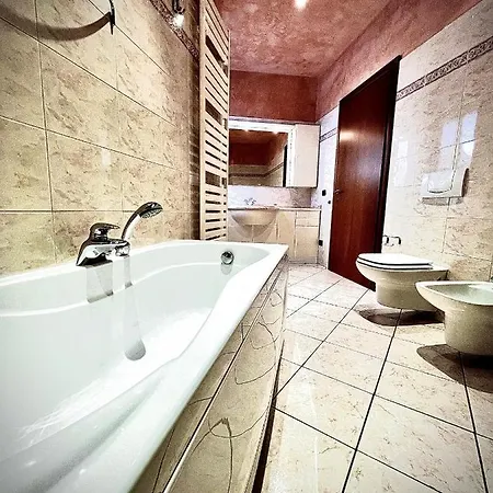 Welcome Traveller Charming Eva Apartment Garda  Exterior photo